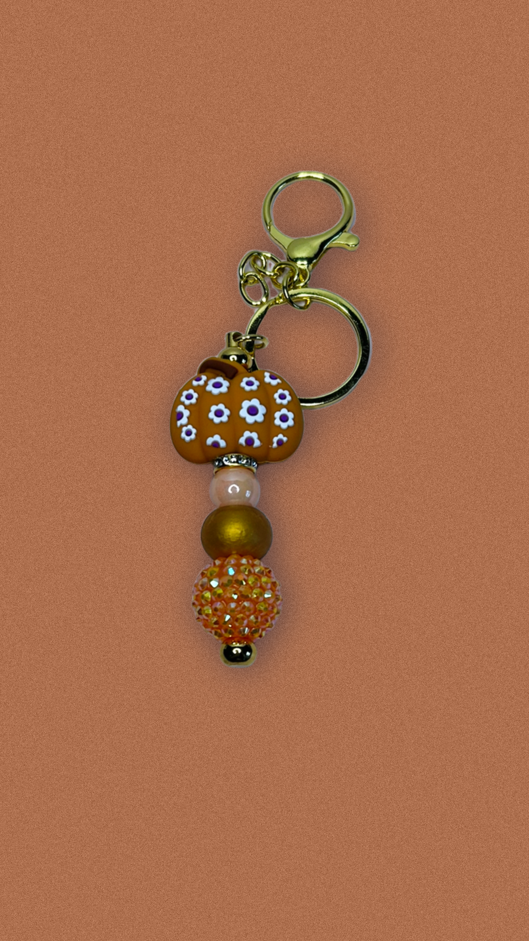 Pumpkin sparkle beaded keychain